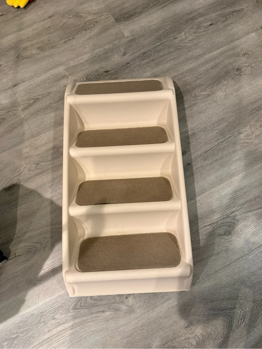 Pet Ramp with Beige Steps -